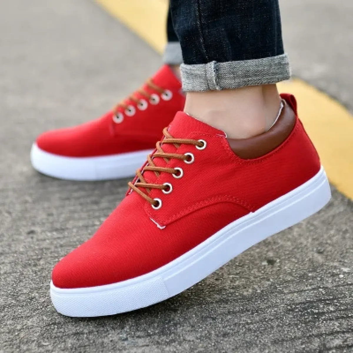 Men's Breathable Canvas Sport Shoes